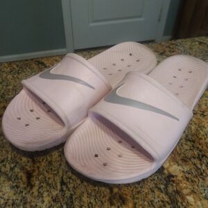 Rare Women’s Nike Kawa Shower Slide Sandals Pink Grey 832655 601 Size M9/W10M